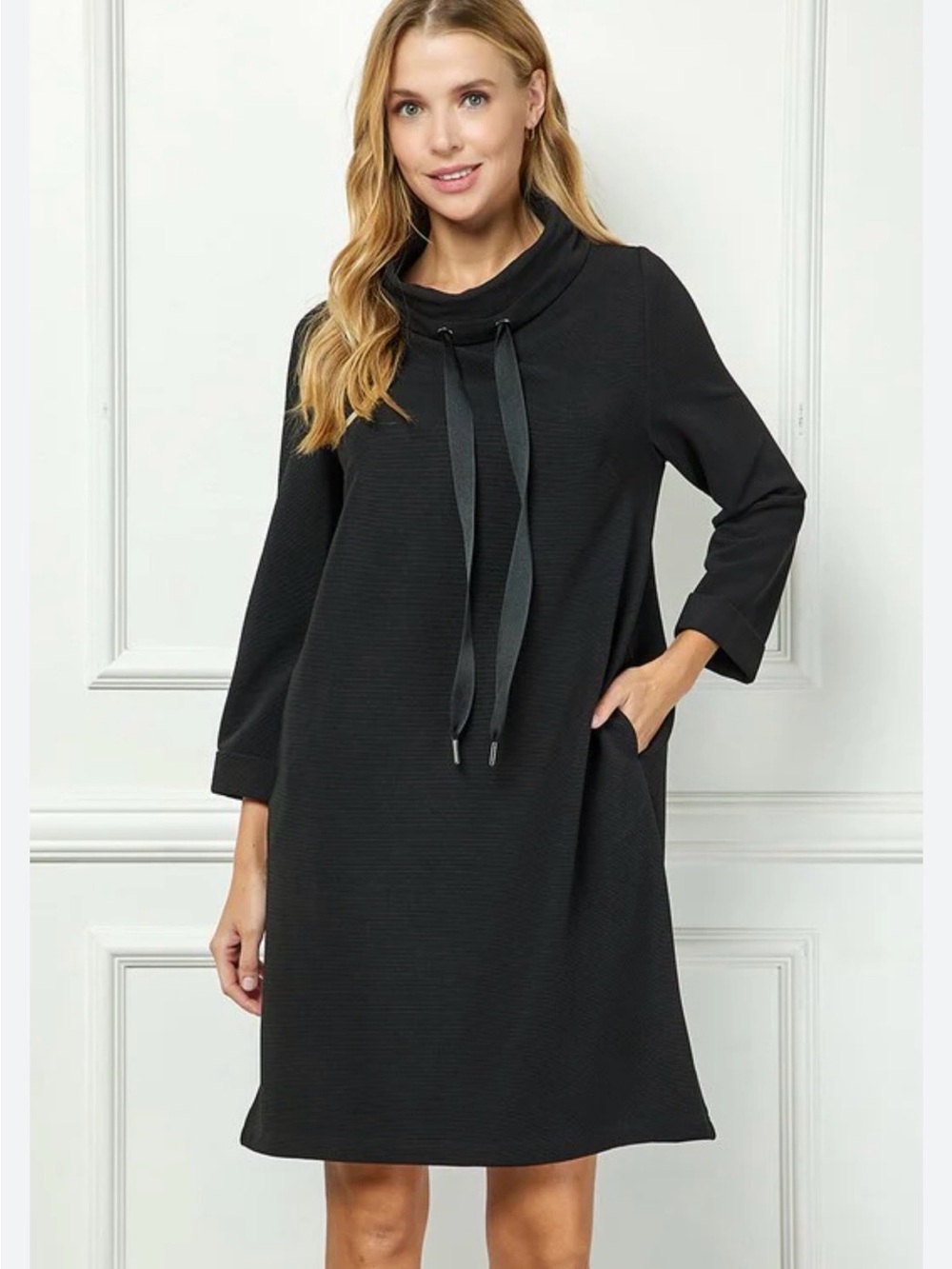 Women's Black Funnel Neck Pullover Dress NWOT Small